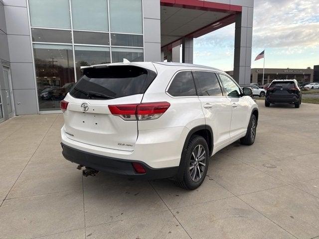 used 2018 Toyota Highlander car, priced at $22,994