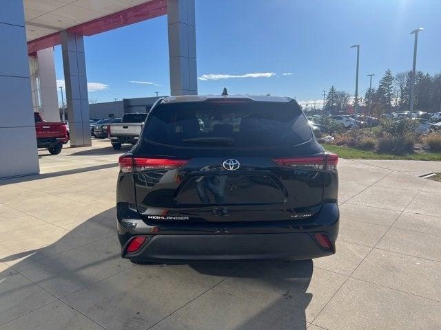 used 2022 Toyota Highlander car, priced at $31,722