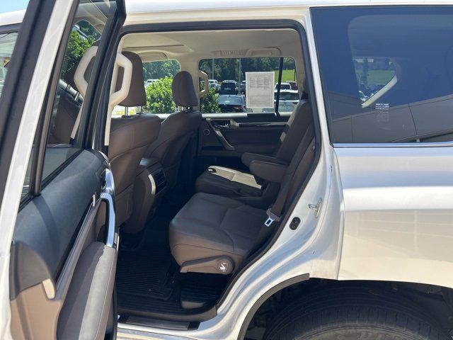 used 2022 Lexus GX 460 car, priced at $50,889