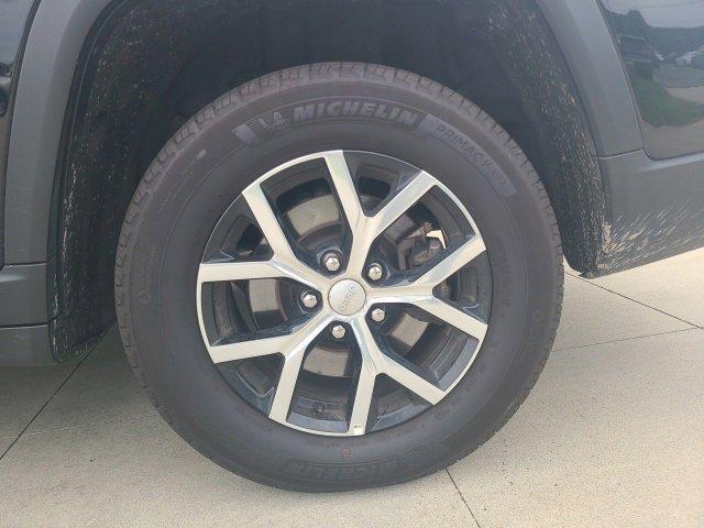 used 2024 Jeep Grand Cherokee L car, priced at $33,994