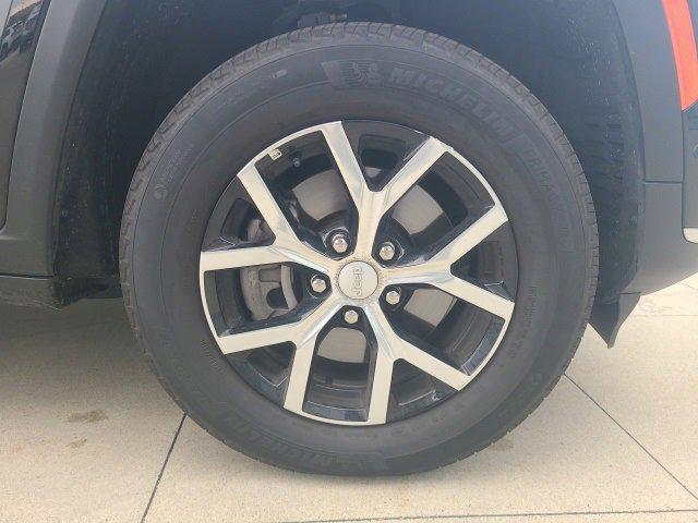 used 2024 Jeep Grand Cherokee L car, priced at $33,994