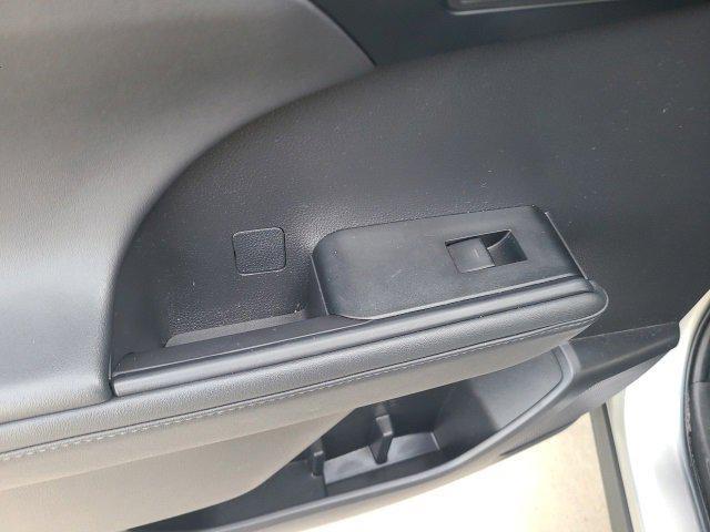 used 2022 Toyota Highlander car, priced at $36,486