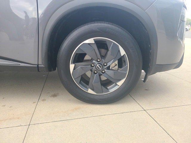 used 2024 Nissan Rogue car, priced at $22,994