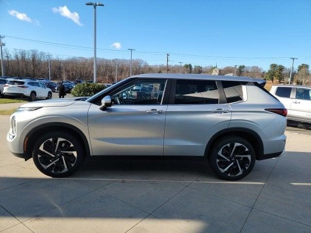 used 2023 Mitsubishi Outlander car, priced at $23,688