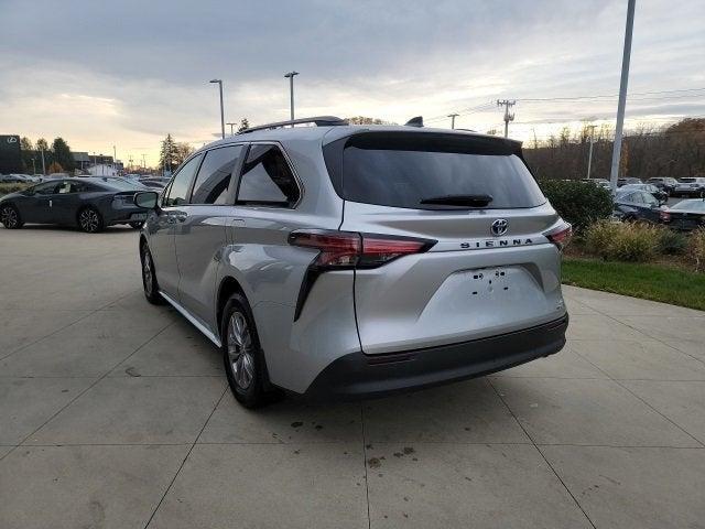 used 2022 Toyota Sienna car, priced at $36,554