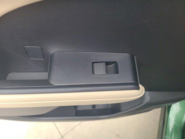 used 2023 Toyota Highlander car, priced at $37,999