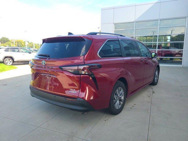 used 2023 Toyota Sienna car, priced at $37,688