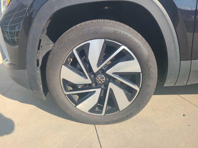 used 2025 Volkswagen Atlas car, priced at $35,494
