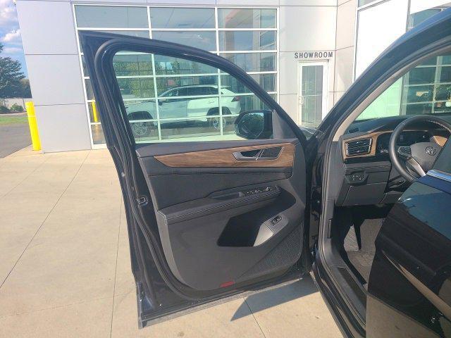 used 2025 Volkswagen Atlas car, priced at $35,494