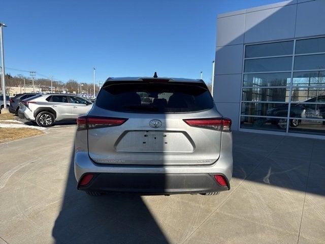 used 2023 Toyota Highlander car, priced at $32,999