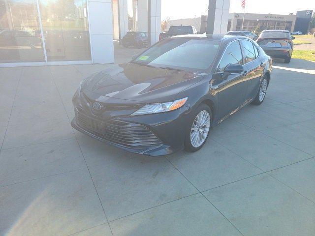 used 2019 Toyota Camry Hybrid car, priced at $21,998
