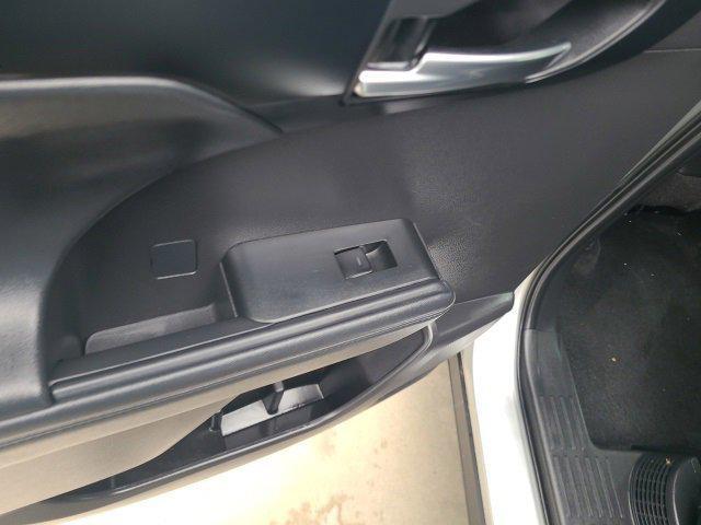 used 2023 Toyota Highlander Hybrid car, priced at $42,053