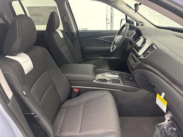 new 2025 Honda Ridgeline car, priced at $40,255