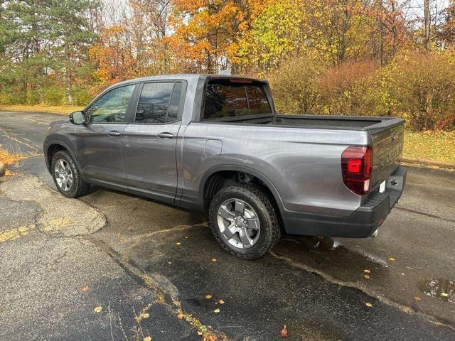 new 2025 Honda Ridgeline car, priced at $44,292