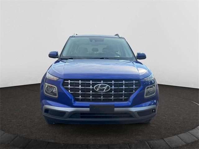 used 2022 Hyundai Venue car, priced at $18,900