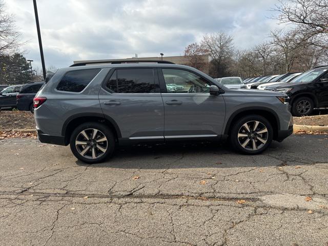 new 2025 Honda Pilot car, priced at $50,650