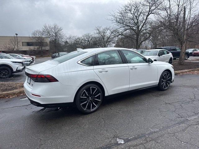 new 2025 Honda Accord Hybrid car, priced at $39,152