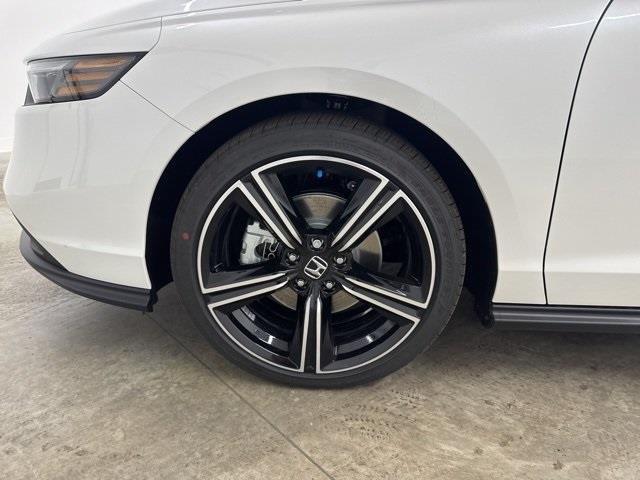 new 2025 Honda Accord Hybrid car, priced at $33,760