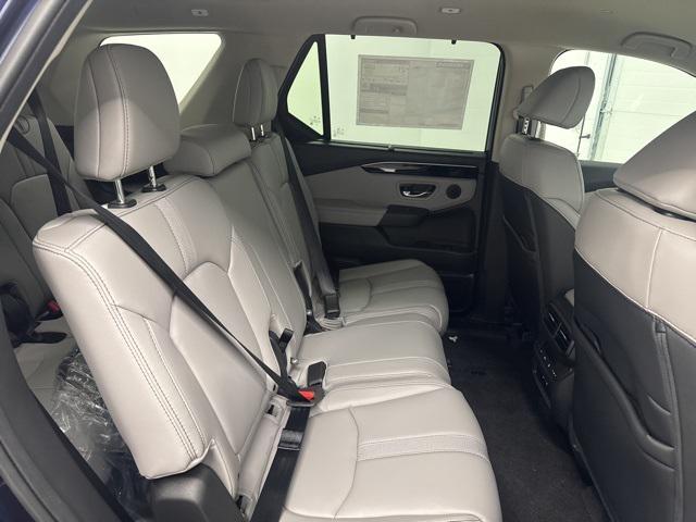 new 2025 Honda Pilot car, priced at $44,395