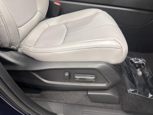 new 2025 Honda Pilot car, priced at $44,395