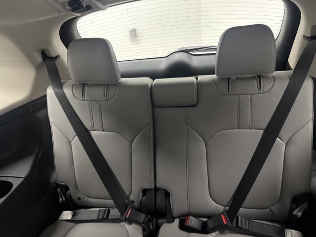 new 2025 Honda Pilot car, priced at $44,395
