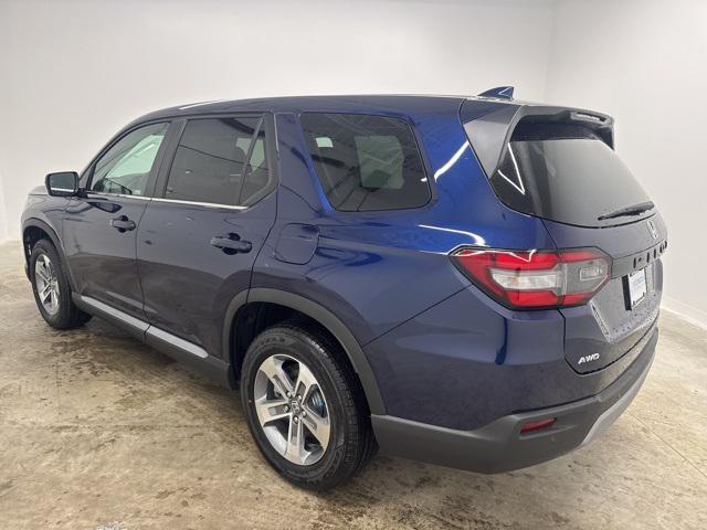 new 2025 Honda Pilot car, priced at $44,395