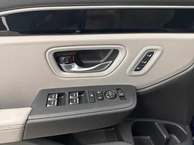 new 2025 Honda Pilot car, priced at $44,395