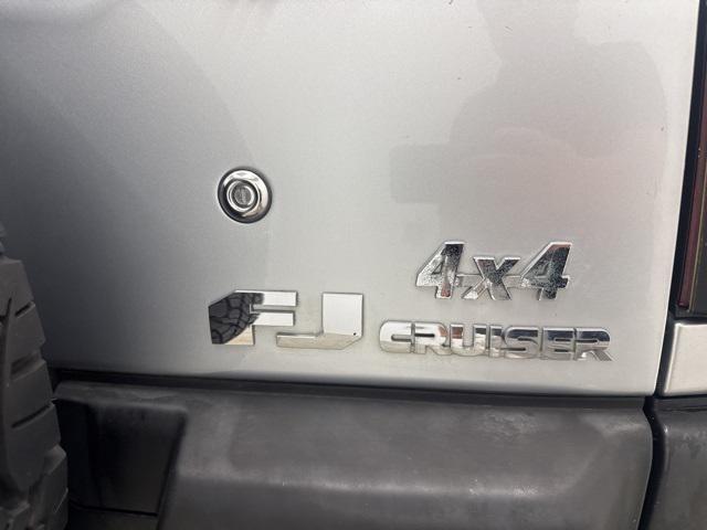 used 2007 Toyota FJ Cruiser car, priced at $14,980