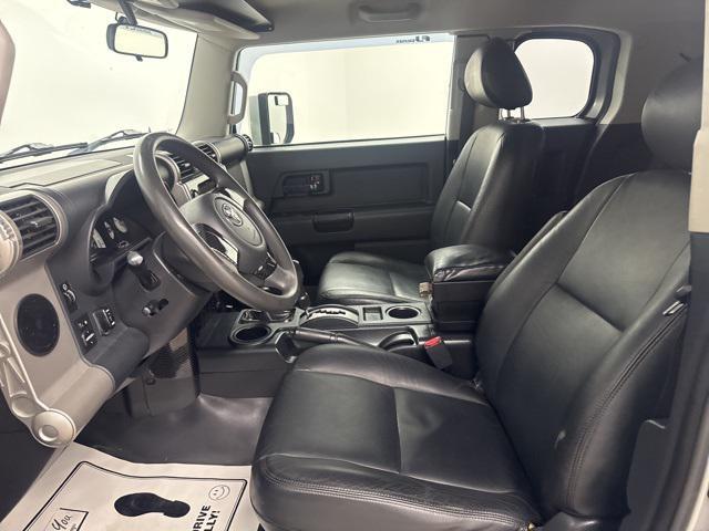 used 2007 Toyota FJ Cruiser car, priced at $14,980