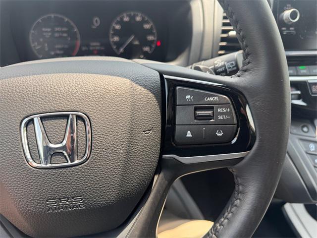 used 2025 Honda Odyssey car, priced at $41,900