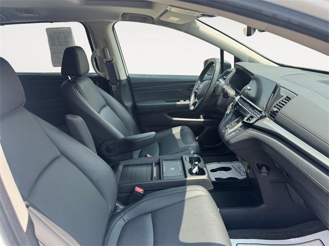 used 2025 Honda Odyssey car, priced at $41,900