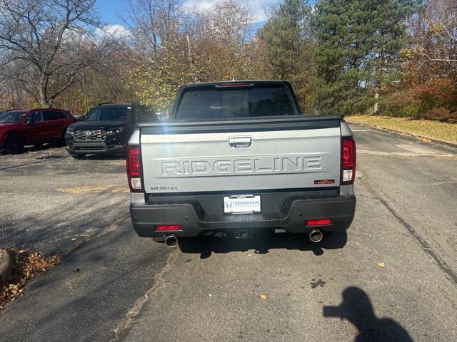 new 2025 Honda Ridgeline car, priced at $45,442