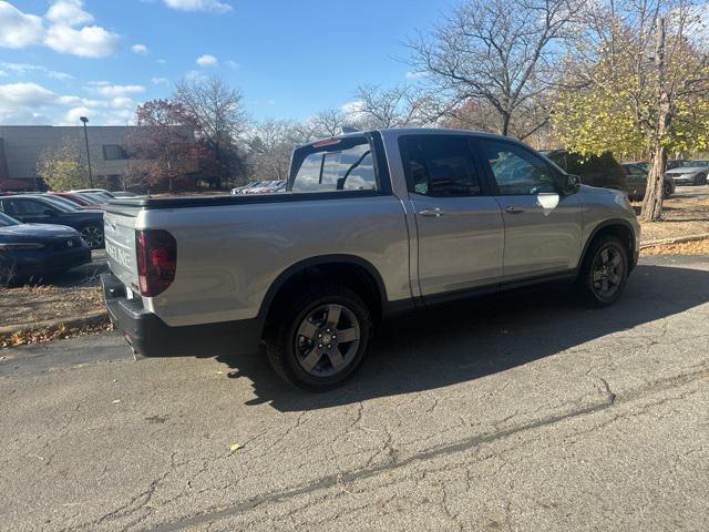 new 2025 Honda Ridgeline car, priced at $45,442