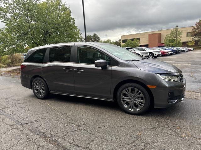 new 2025 Honda Odyssey car, priced at $44,517