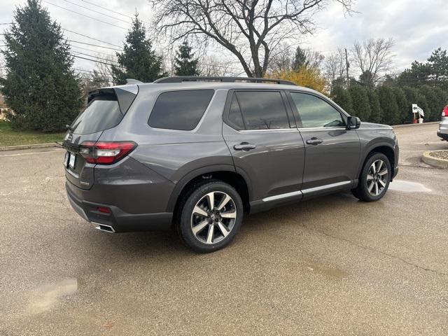 new 2025 Honda Pilot car, priced at $47,277