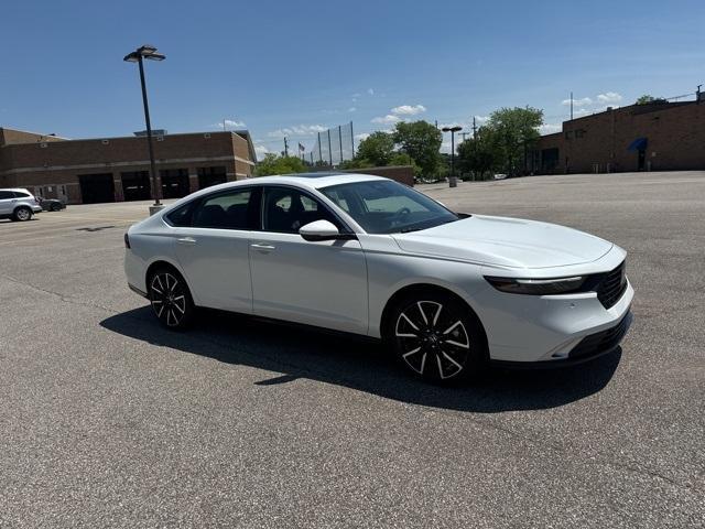 new 2024 Honda Accord Hybrid car, priced at $37,717