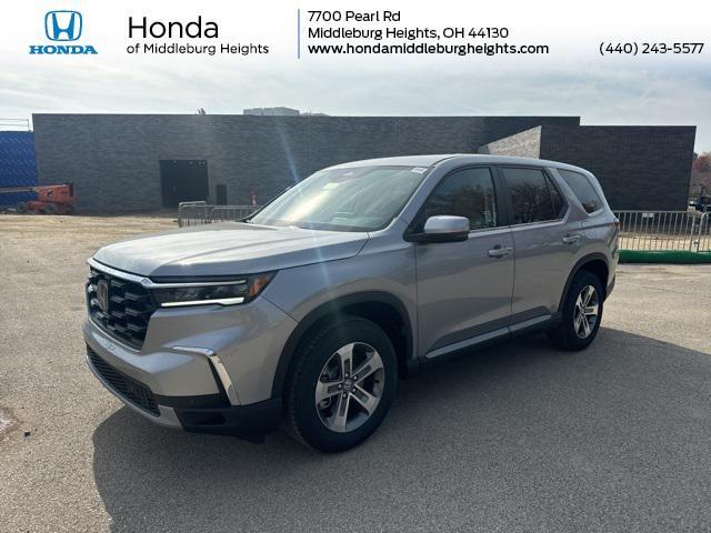 new 2025 Honda Pilot car, priced at $44,268