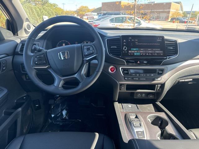 new 2025 Honda Ridgeline car, priced at $44,538