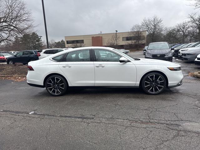 new 2025 Honda Accord Hybrid car, priced at $38,098