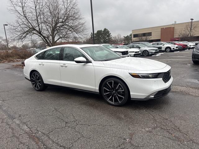 new 2025 Honda Accord Hybrid car, priced at $38,098