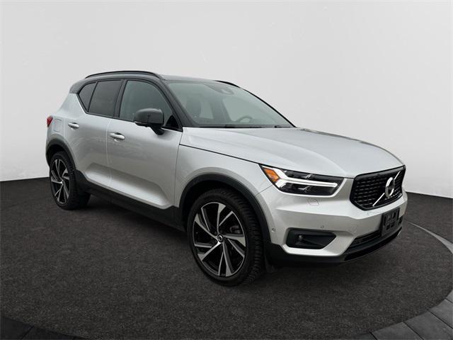 used 2019 Volvo XC40 car, priced at $22,600