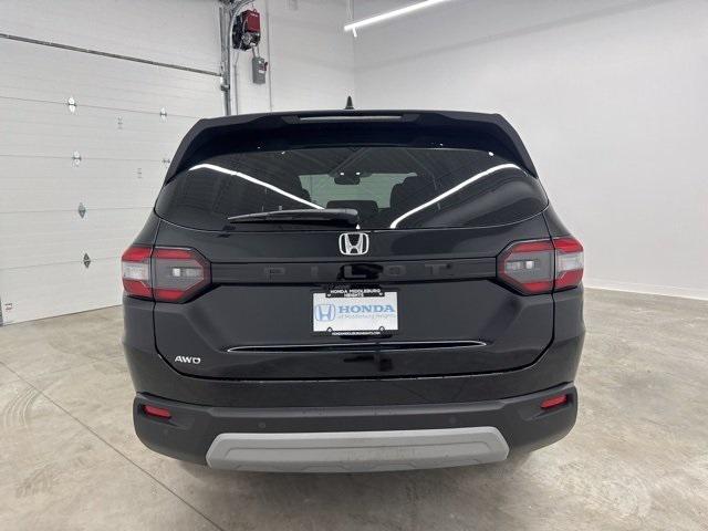 new 2025 Honda Pilot car, priced at $44,395