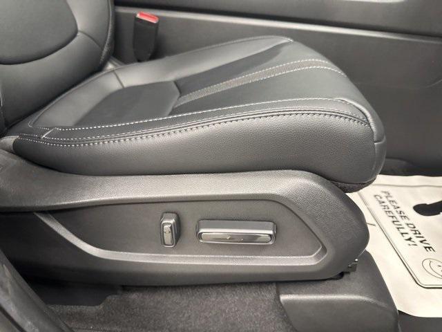 new 2025 Honda Pilot car, priced at $44,395