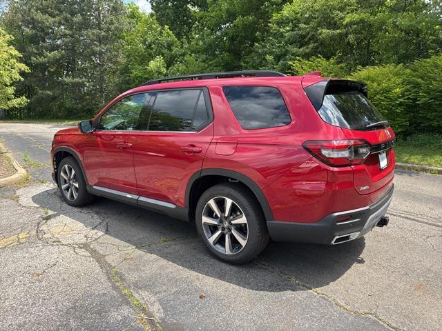 new 2025 Honda Pilot car, priced at $52,305