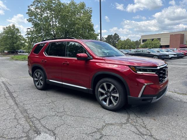 new 2025 Honda Pilot car, priced at $52,305