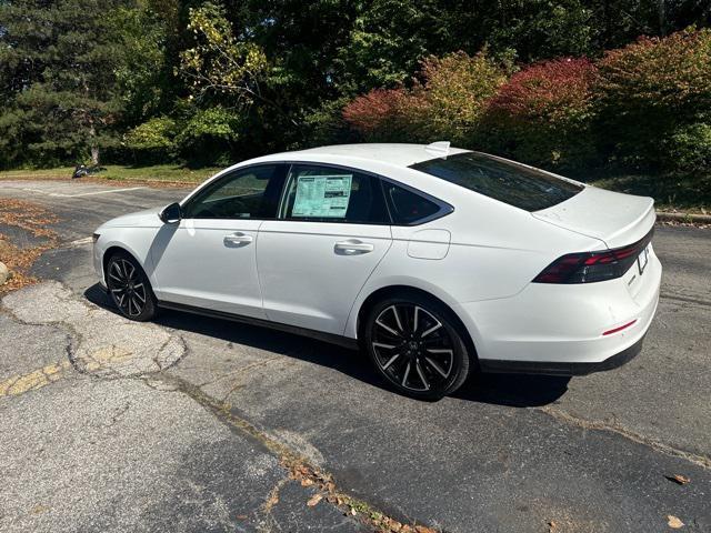 new 2025 Honda Accord Hybrid car, priced at $38,098