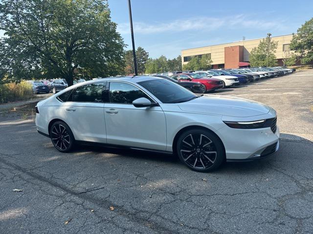 new 2024 Honda Accord Hybrid car, priced at $37,717