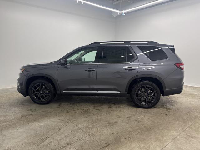 new 2025 Honda Pilot car, priced at $48,850