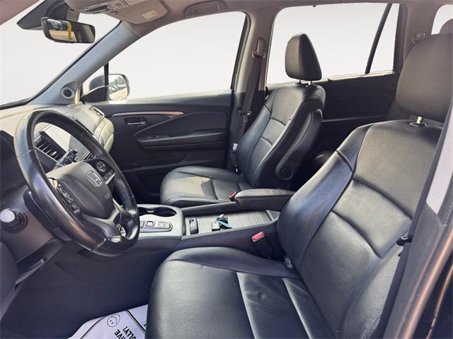 used 2022 Honda Pilot car, priced at $32,600