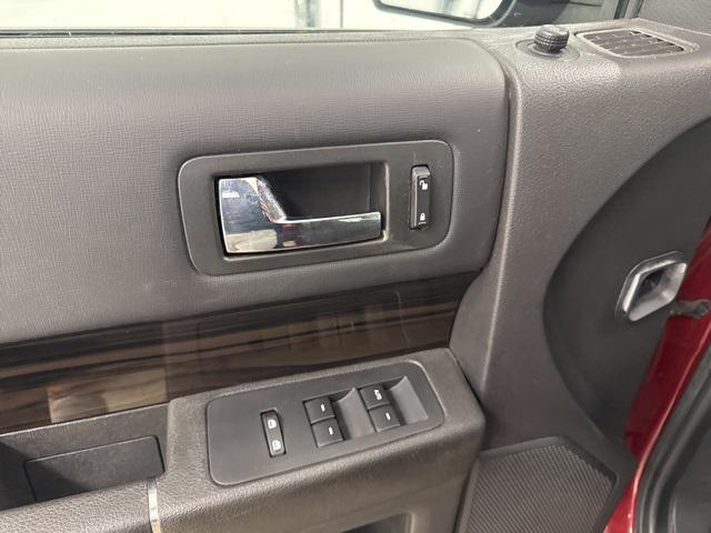 used 2014 Ford Flex car, priced at $8,895